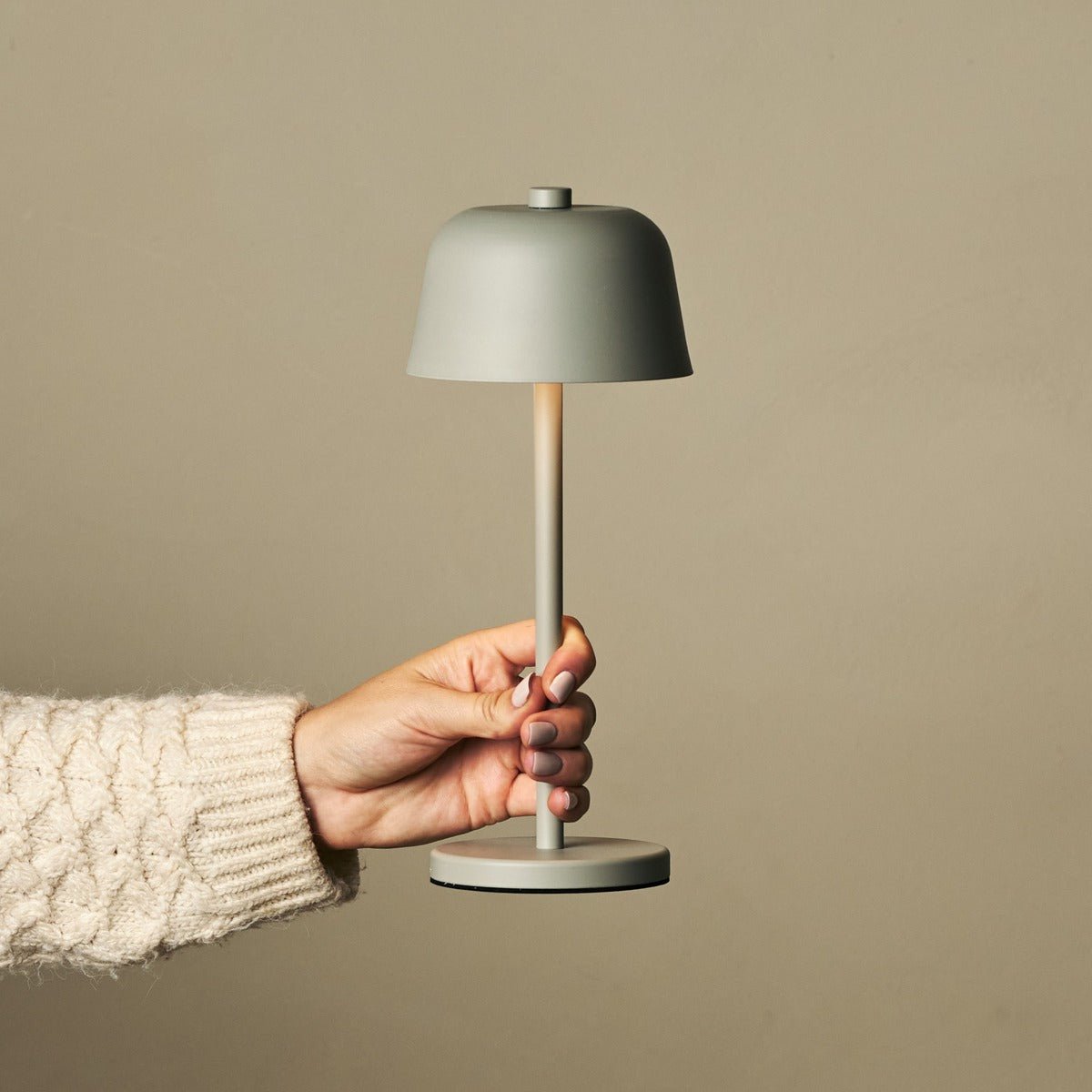 Tavellio-Amsterdam - Anton Shadow Gray Oplaadbare tafellamp | Stijlvolle en draadloze verlichting