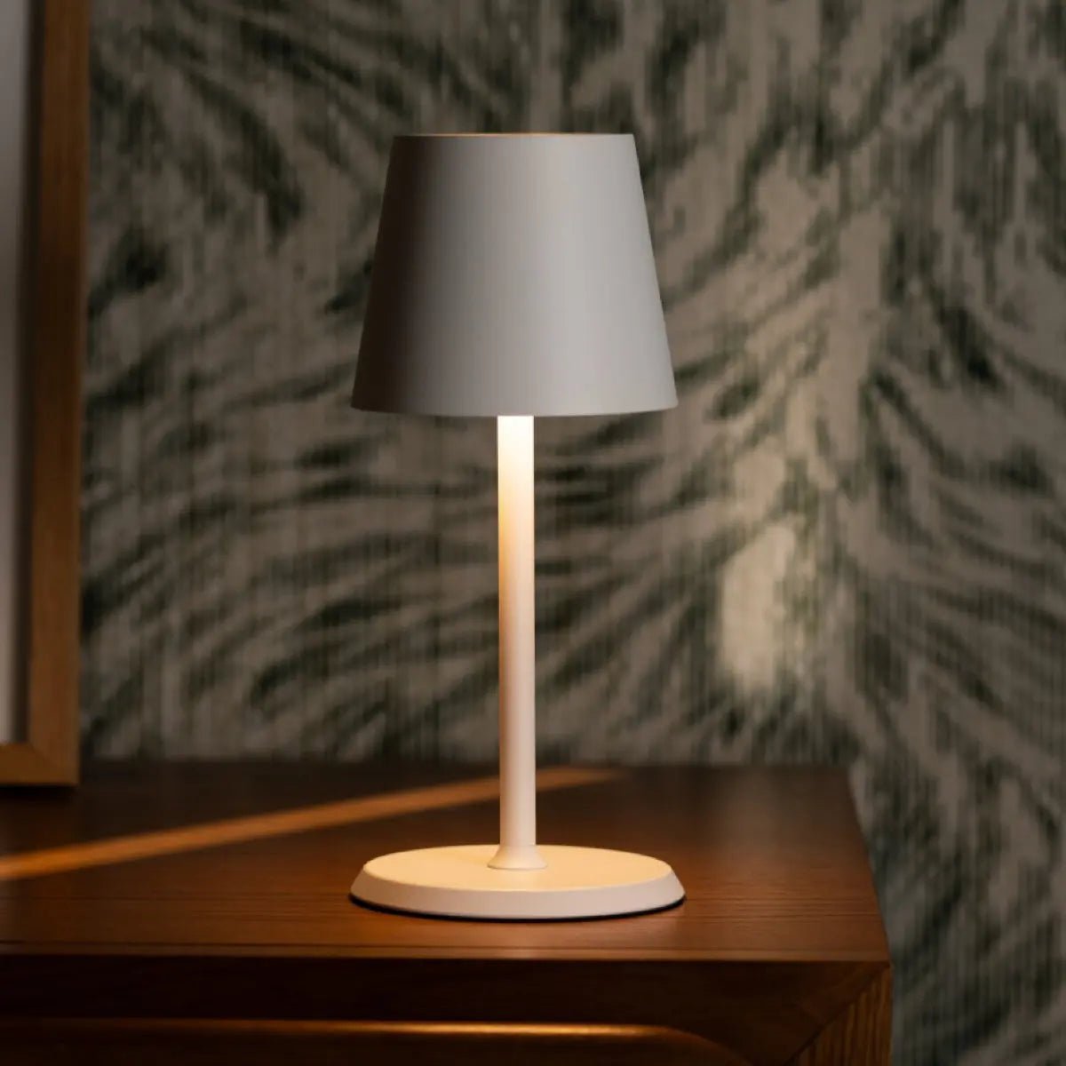 Tavellio-Amsterdam - James White oplaadbare tafellamp – draadloos, dimbaar en elegant