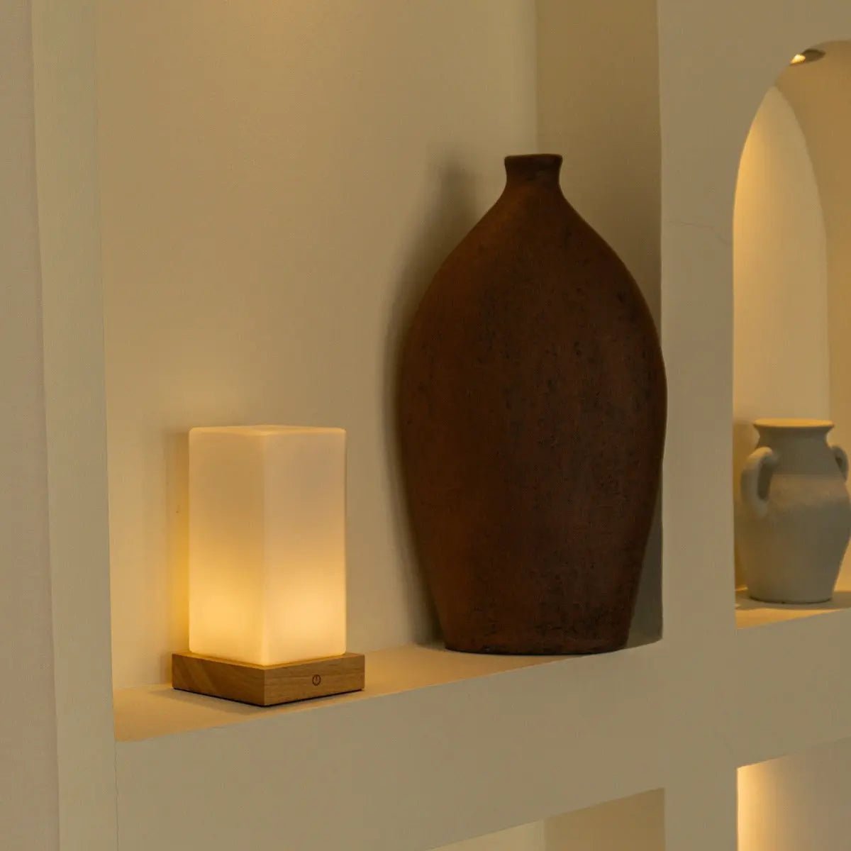 Tavellio-Amsterdam - Zayn lichtbruine houten oplaadbare lamp L | Dimbaar en draagbaar | Batterijduur van 80 uur