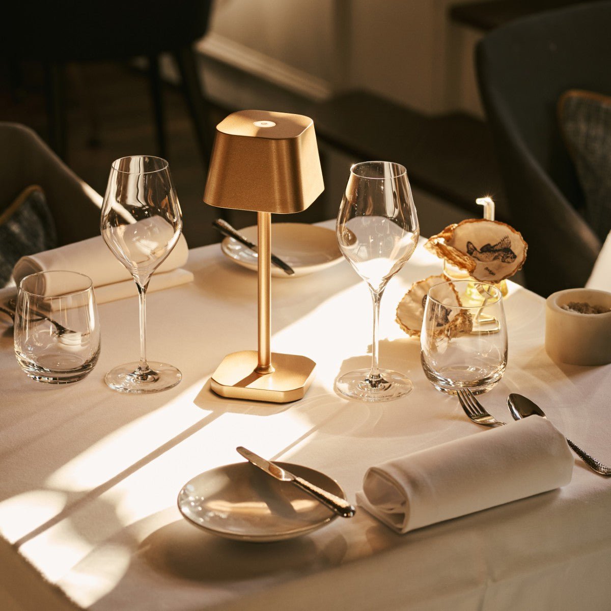 Tavellio-Amsterdam - Ava Goud - Oplaadbare tafellamp | Stijlvol, draadloos en dimbaar