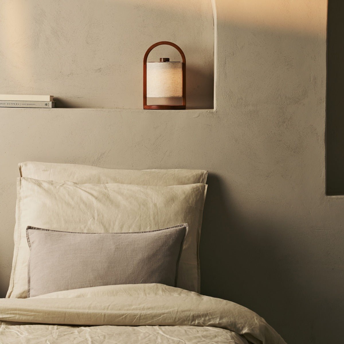 Tavellio-Amsterdam - Rivierkastanje houten oplaadbare lamp - dimbaar en draadloos licht