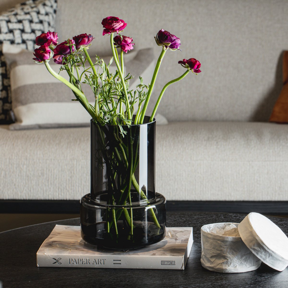 Element Accessories - Moderne retro design vaas, diepgrijze kleur, TYLER12GR