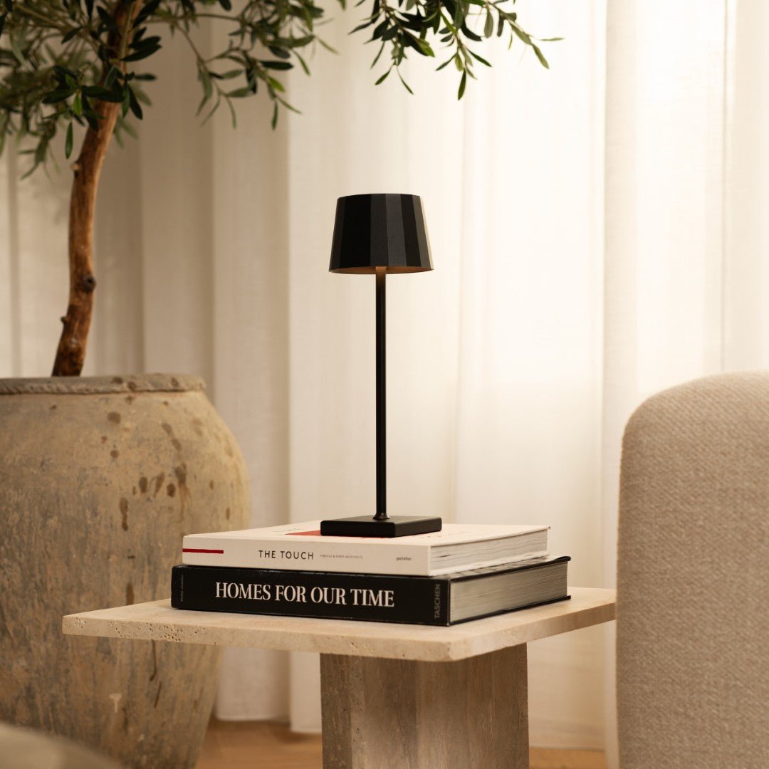 Tavellio-Amsterdam - William Black oplaadbare ijzeren tafellamp | Dimbaar en draagbaar | Batterijduur van 100 uur