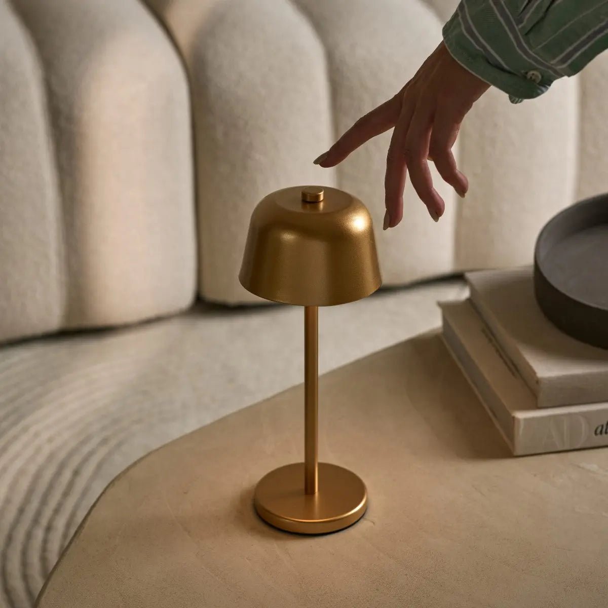 Tavellio-Amsterdam - Anton Goud Oplaadbare Tafellamp | Strakke en draadloze verlichting