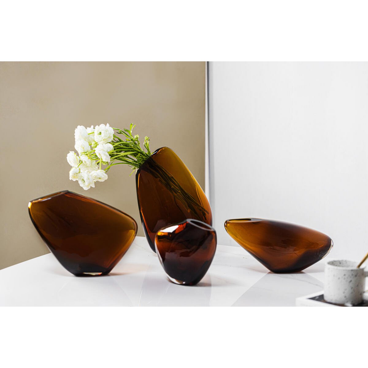 Element Accessories - Innovatieve designvaas, kiezelachtige organische vorm, KOOKY21AM