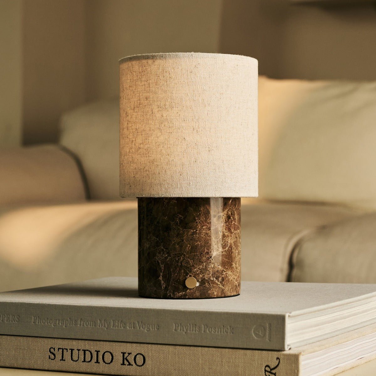 Tavellio-Amsterdam - Onoda Brown / Emperador Dark - Marmeren oplaadbare tafellamp - met linnen verwisselbare lampenkap en oplaadbaar ontwerp