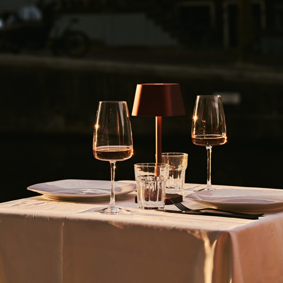 Tavellio-Amsterdam - Ava Bronze - Oplaadbare tafellamp | Stijlvol, draadloos en dimbaar