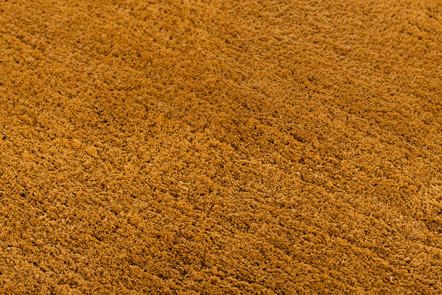 By Javy - Vloerkleed Faye - kleur Gold - rond 160 cm - zachte shaggy