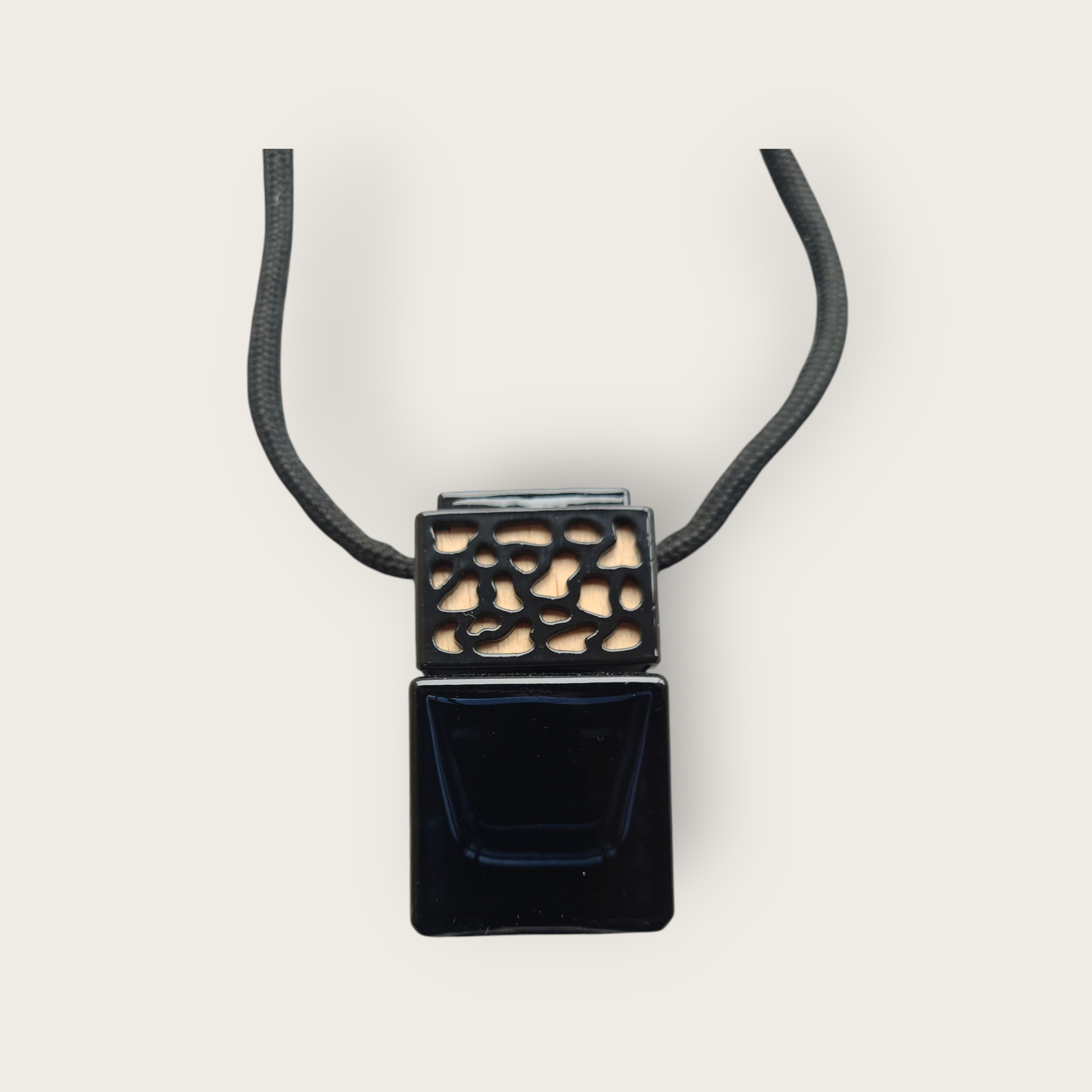 By Javy - Autoparfum zwarte hanger Sandelwood