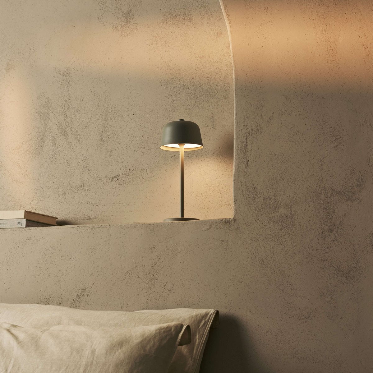 Tavellio-Amsterdam - Anton Shadow Gray Oplaadbare tafellamp | Stijlvolle en draadloze verlichting