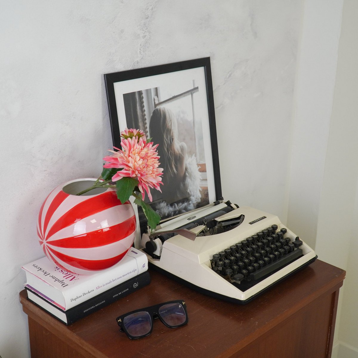 Housevitamin - Vaas - Bloemvaas Swirl - Rood/roze - 20x20x20cm