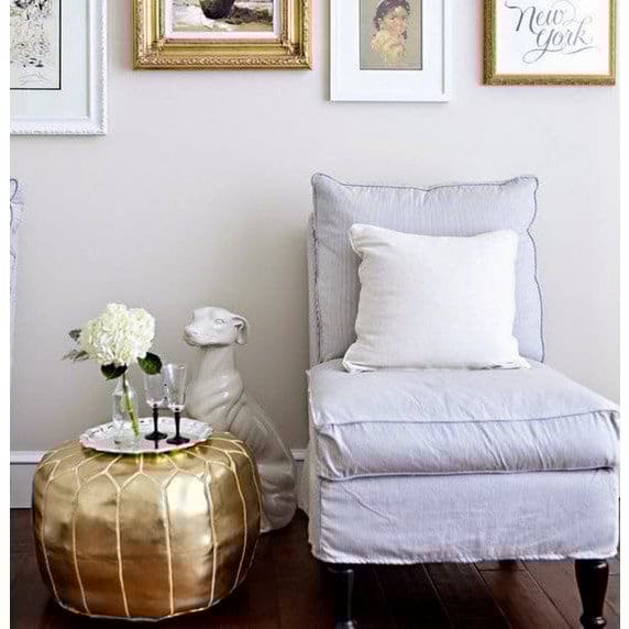 Poufs & Pillows - Marokkaanse poef - goud - gevuld geleverd