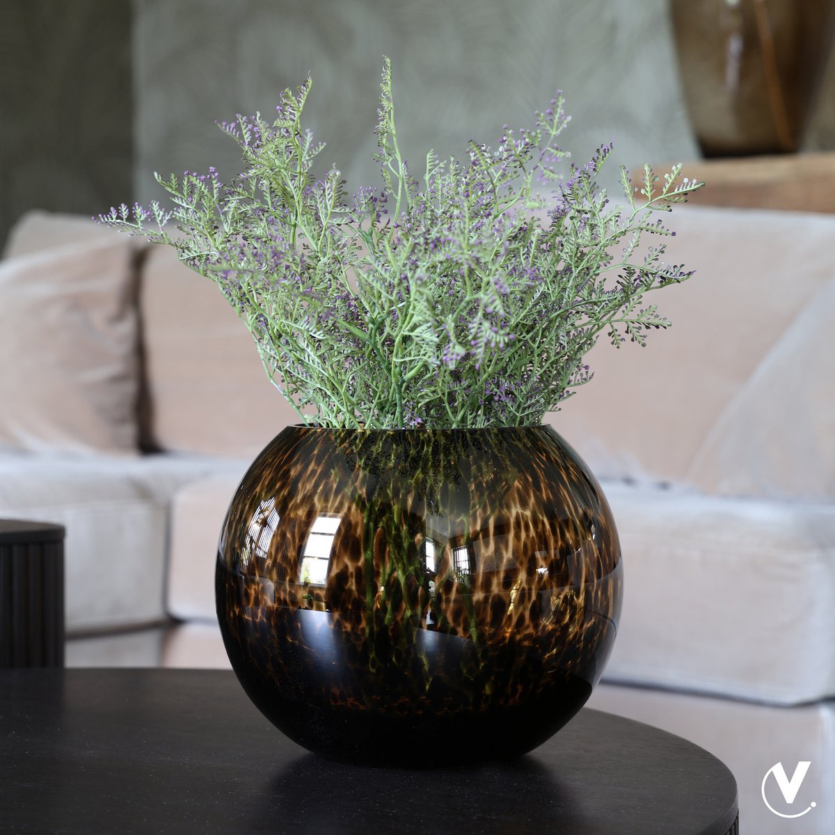 Vase the World - VAS - Zambazi Chit: