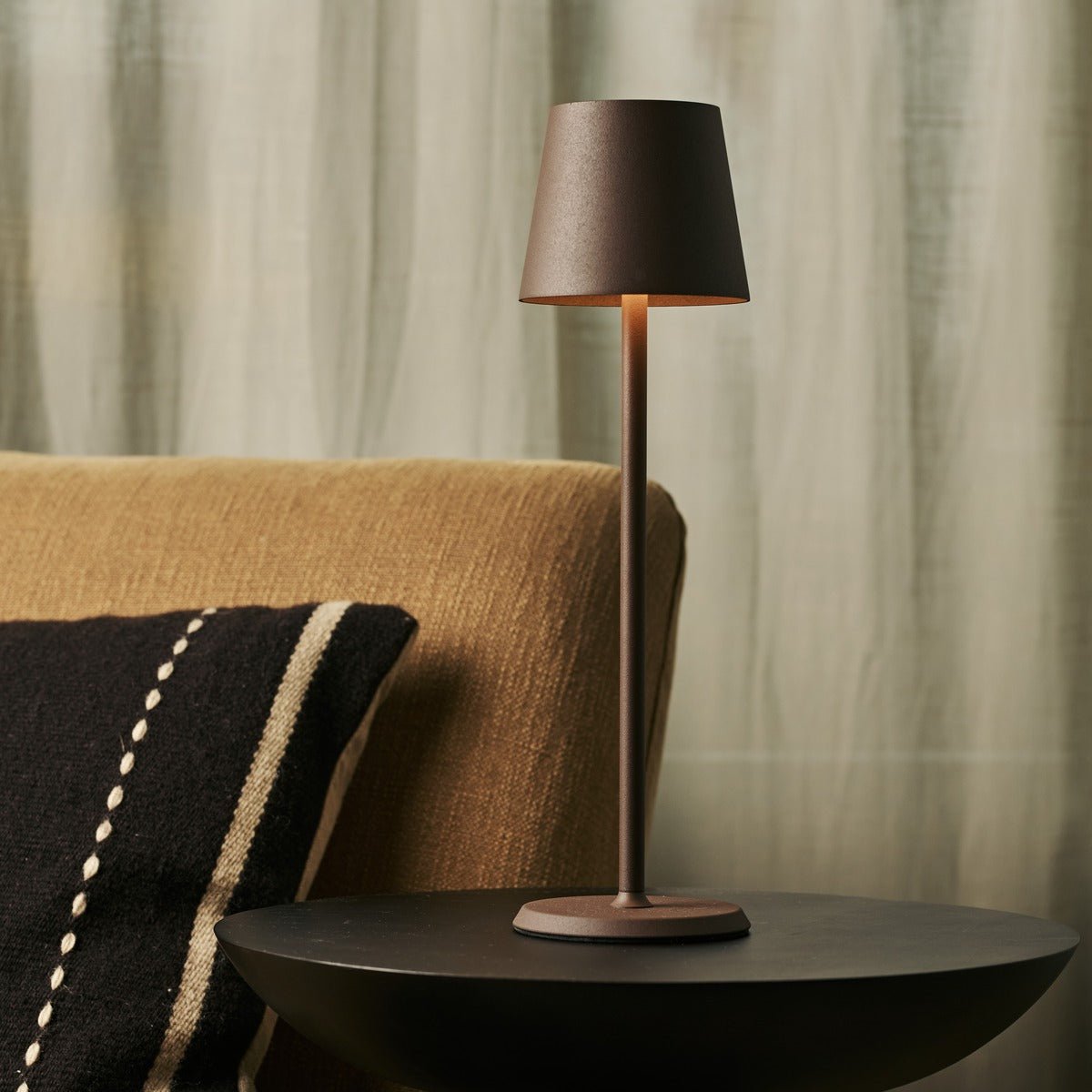 Tavellio-Amsterdam - Jasper Mocha Brown - Draadloze lamp met batterij L metaal, dimable en 3 lichtstadia