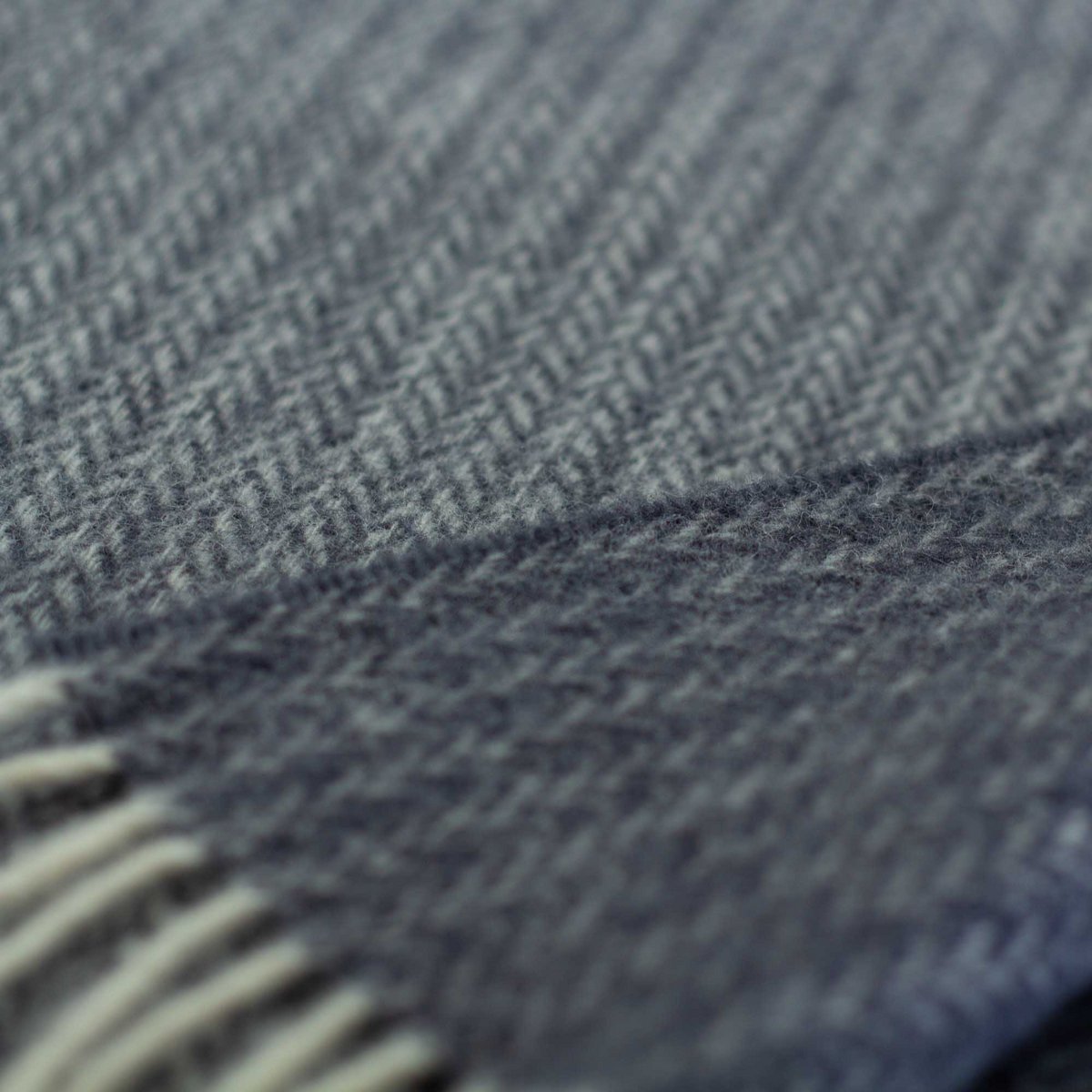 MoST Blankets - Wollen deken SIENNA blauw