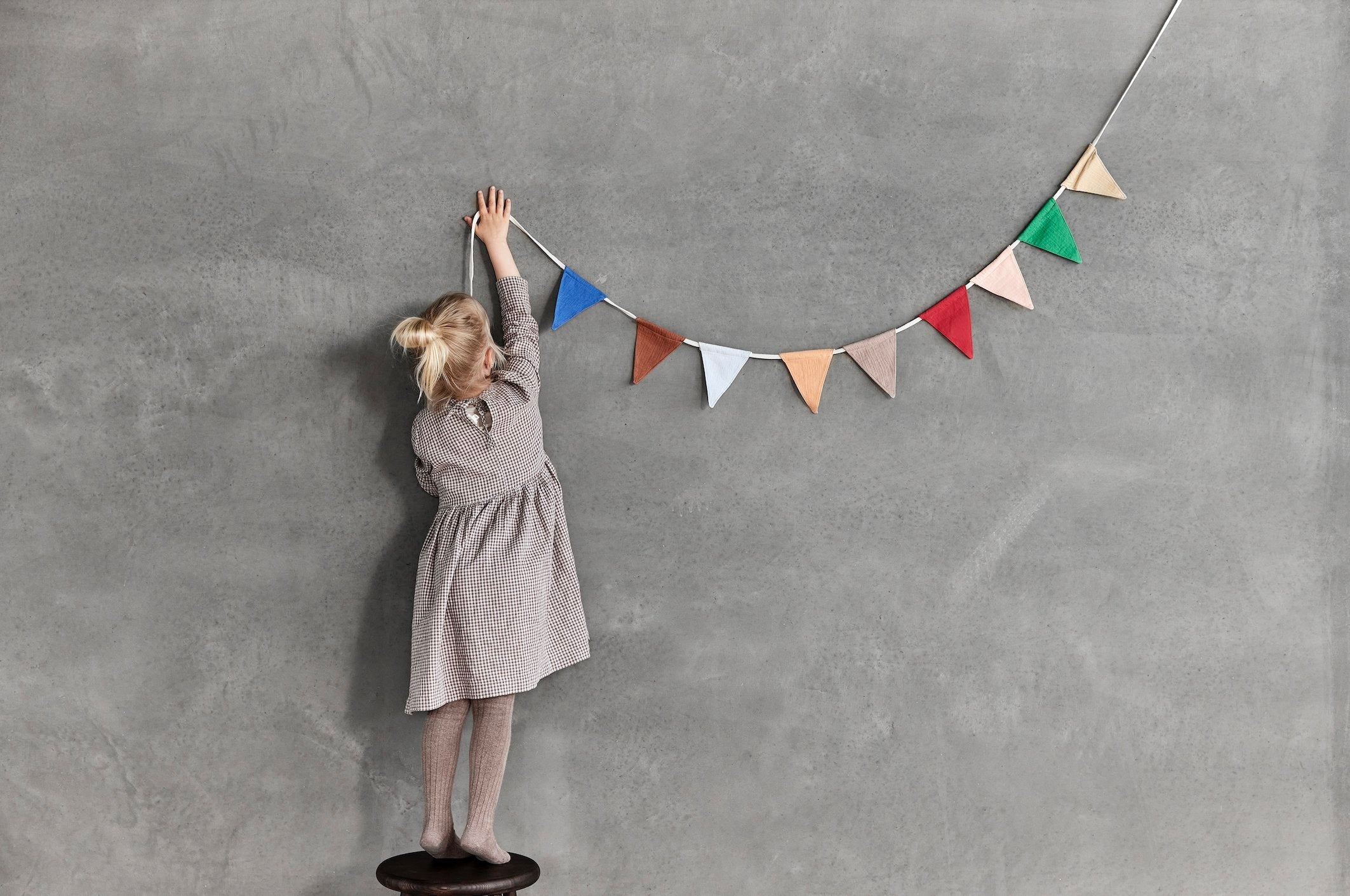 Maison-d-abri-kinderkamer-inpakken-versieren-verjaardag-kinderfeestje-oyoy-living-design