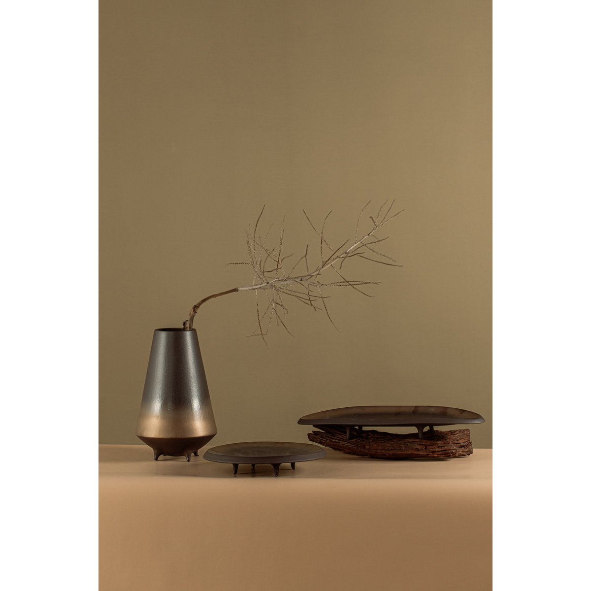 Element Accessories - New Modern keramiek high-end design bord East+West, OTA06BB