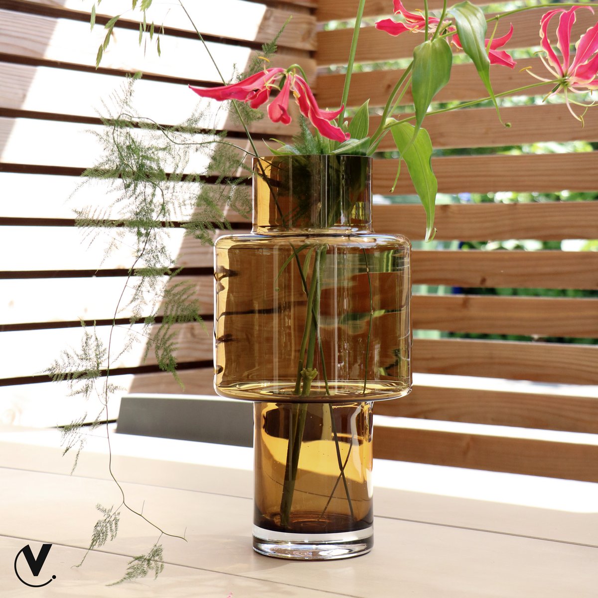 Vase the World - Vaas - Juba cognac
