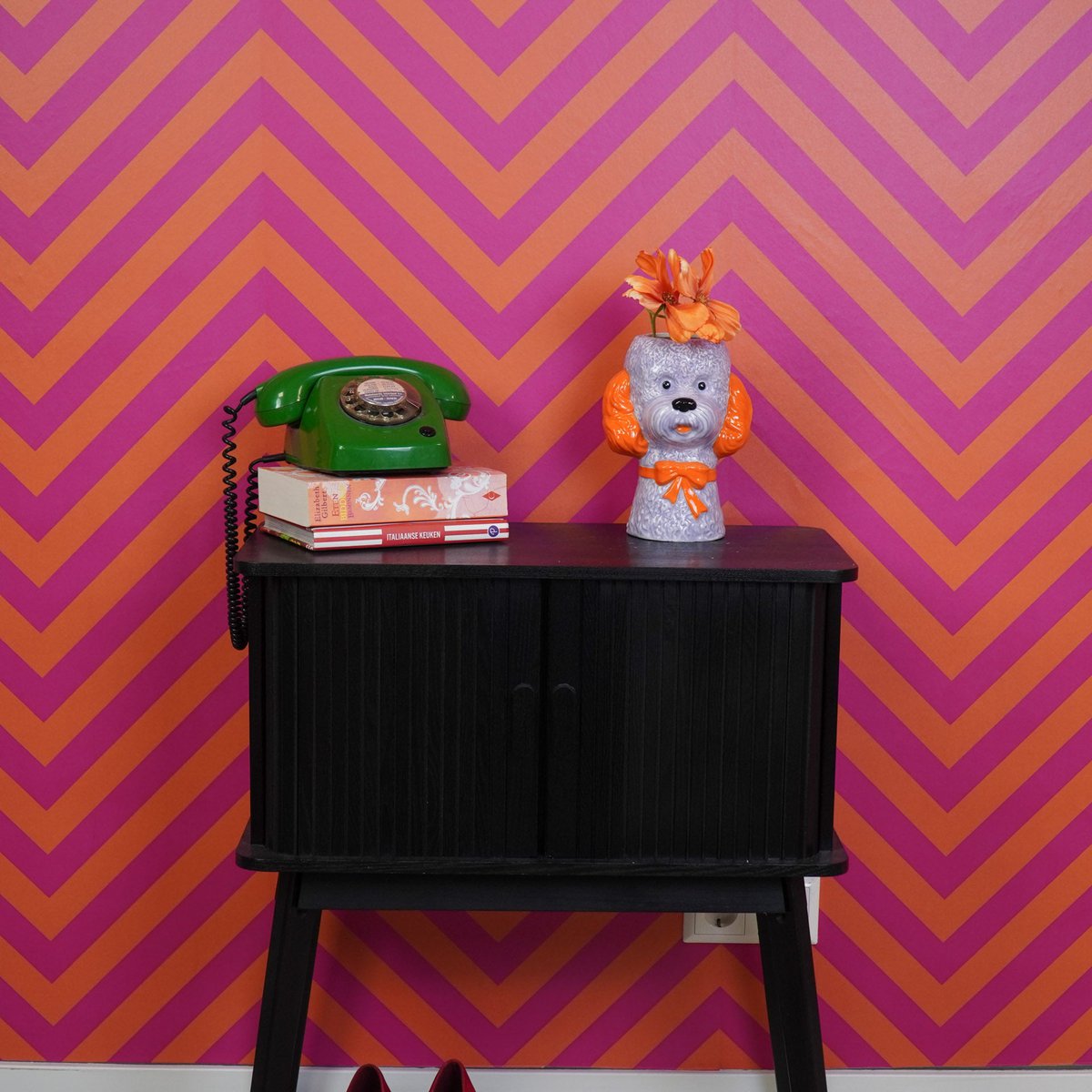 Housevitamin - Vaas - bloemenvaas - hond - lila/oranje - 15,5X12,5X21cm