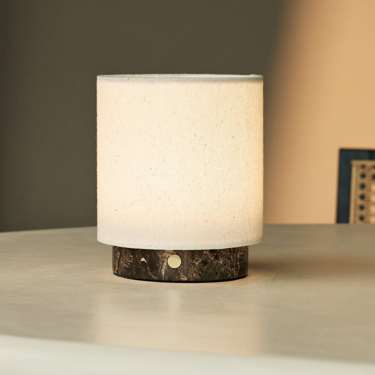 Tavellio-Amsterdam - Mauve Cream & Brown / Emperador Dark - Marmeren oplaadbare tafellamp - 3 lichte modi, draadloos & & met linnen verwisselbare lampenkap