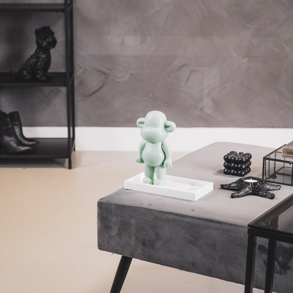 Housevitamin - Ornament - Monkey Figurine 'The Legend' - Polyresin - Mintgreen - 11x7x19cm