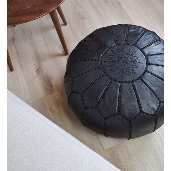 Poufs & Pillows - Leren poef - volledig zwart - gevuld geleverd