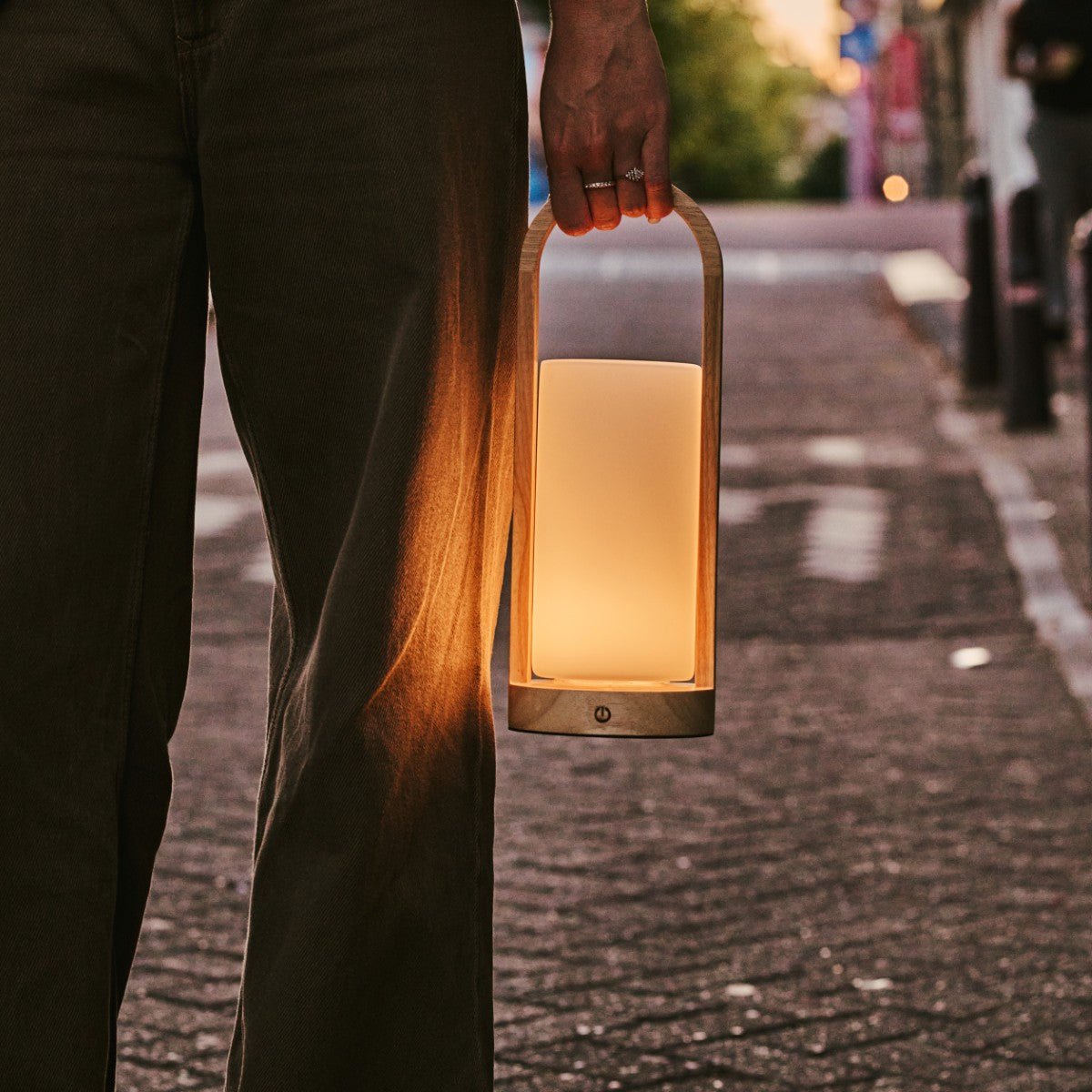 Tavellio-Amsterdam - Evie Lichtbruine Oplaadbare Houten Tafellamp – Dimbaar & Snoerloos