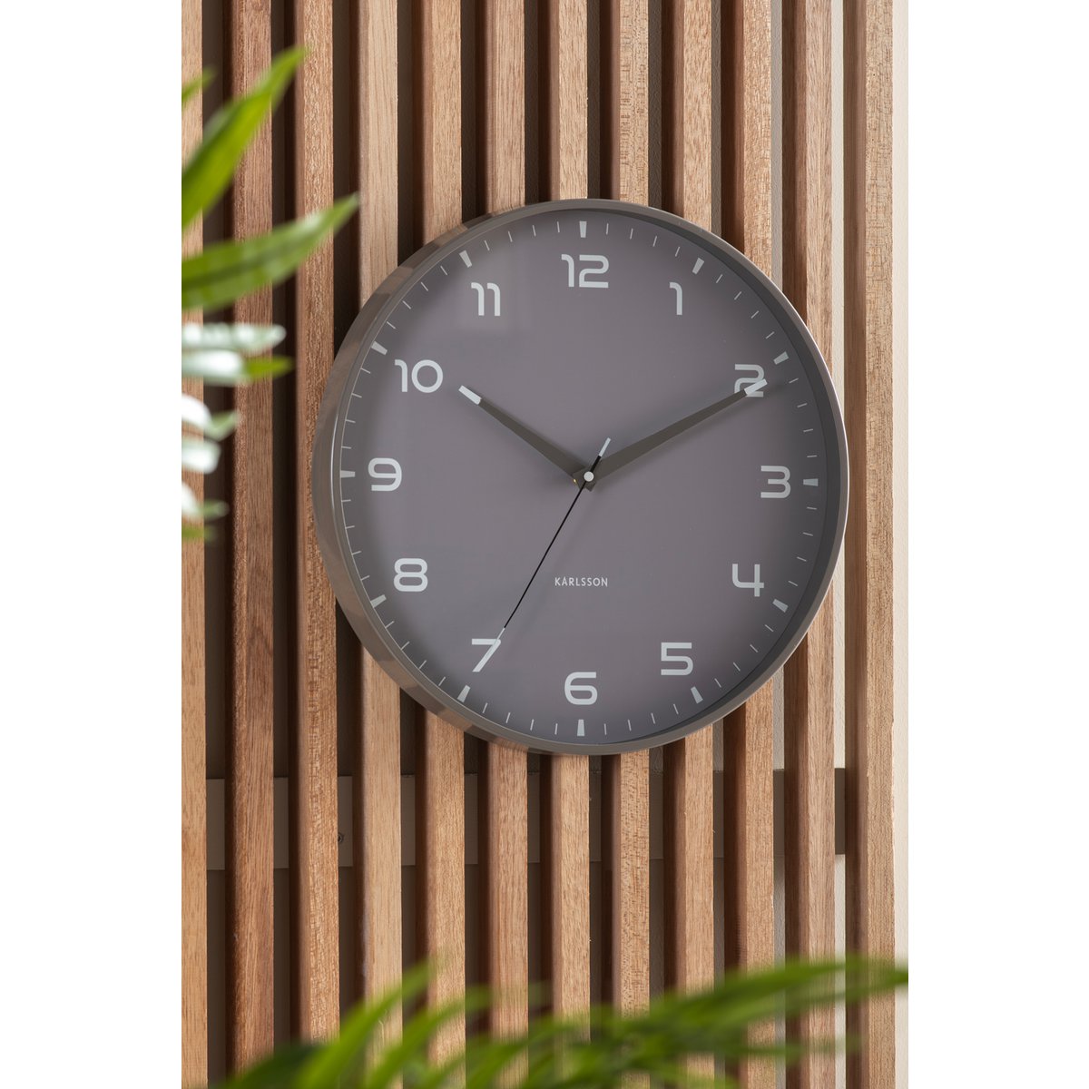 Karlsson - Wandklok trots