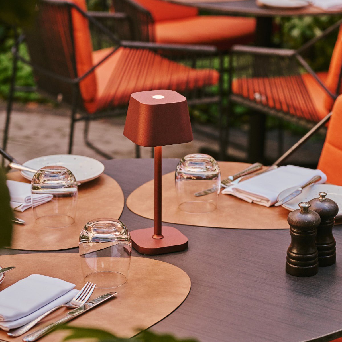 Tavellio-Amsterdam - Ava Bronze - Oplaadbare tafellamp | Stijlvol, draadloos en dimbaar