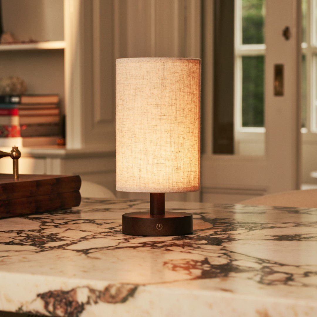 Tavellio-Amsterdam - Ben donkerbruine houten tafellamp - Oplaadbaar en dimbaar