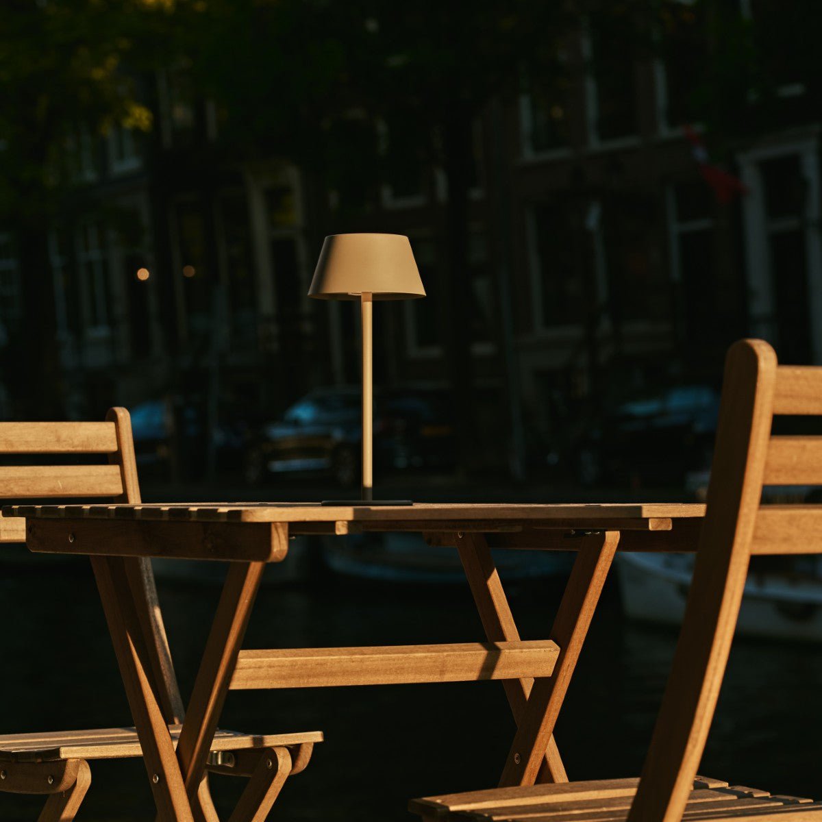 Tavellio-Amsterdam - Milou Koala Brown - Draadloze tafellamp