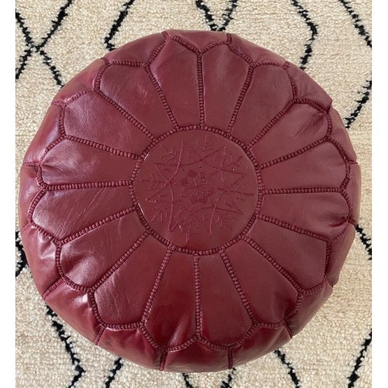 Poufs & Pillows - Leren poef - vol bordeaux - gevuld geleverd