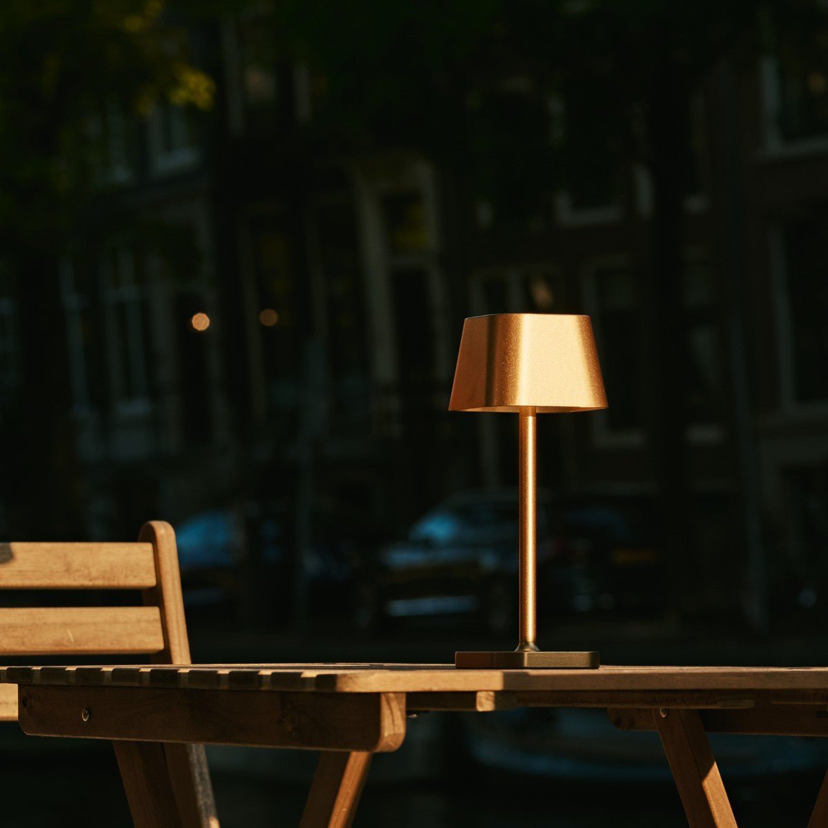 Tavellio-Amsterdam - Ava Goud - Oplaadbare tafellamp | Stijlvol, draadloos en dimbaar