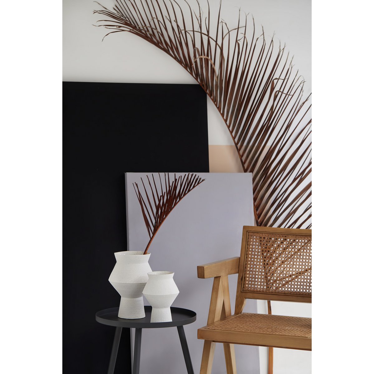 Element Accessories - Grillige hoekige ronde vaas in keramiek, CUZCO 27WH