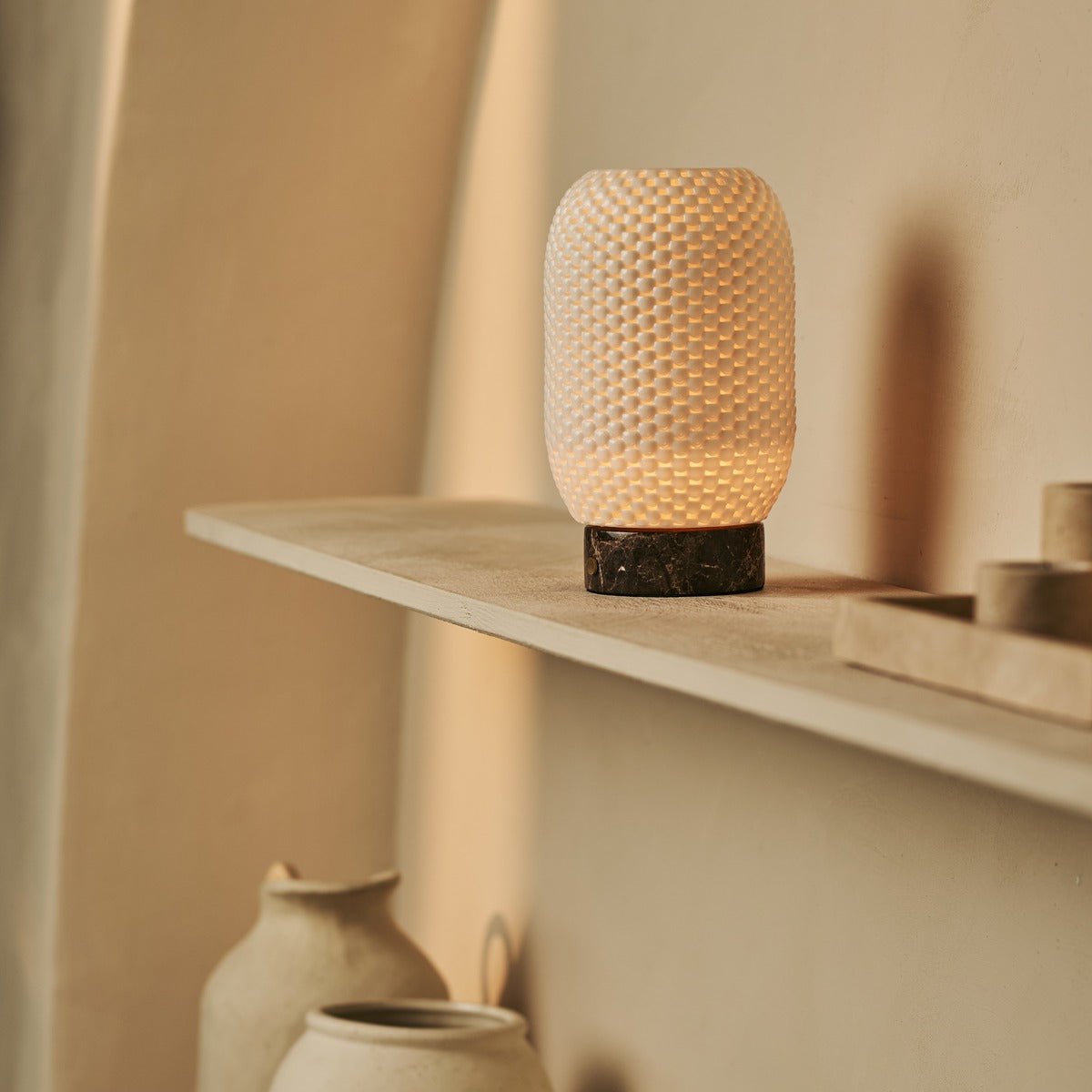 Tavellio-Amsterdam - Aurora marmeren draadloze tafellamp in 3D-geprinte porselein-oplaadbaar, dimbaar en tot 100 uur licht