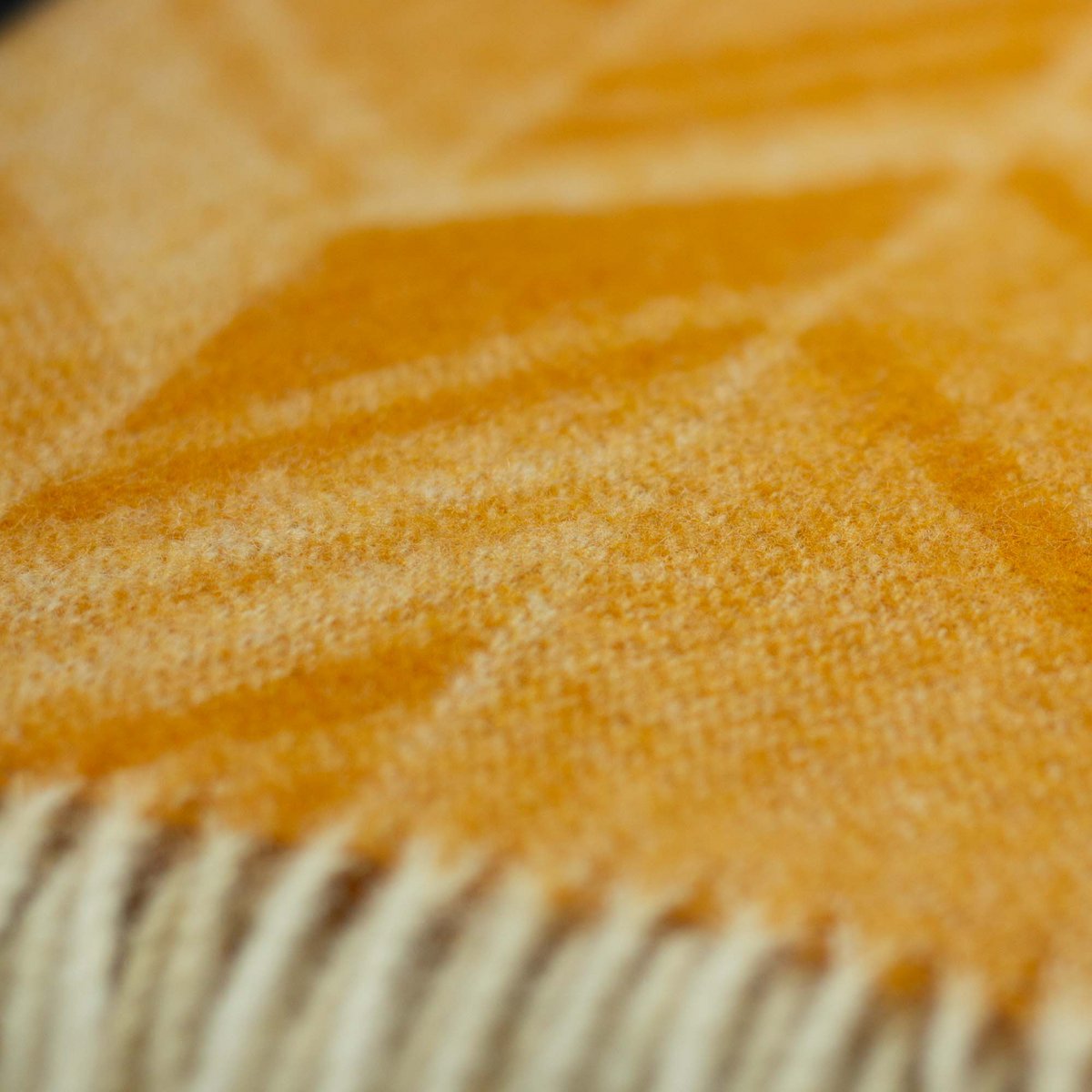 MoST Blankets - Wollen deken VERONA geel